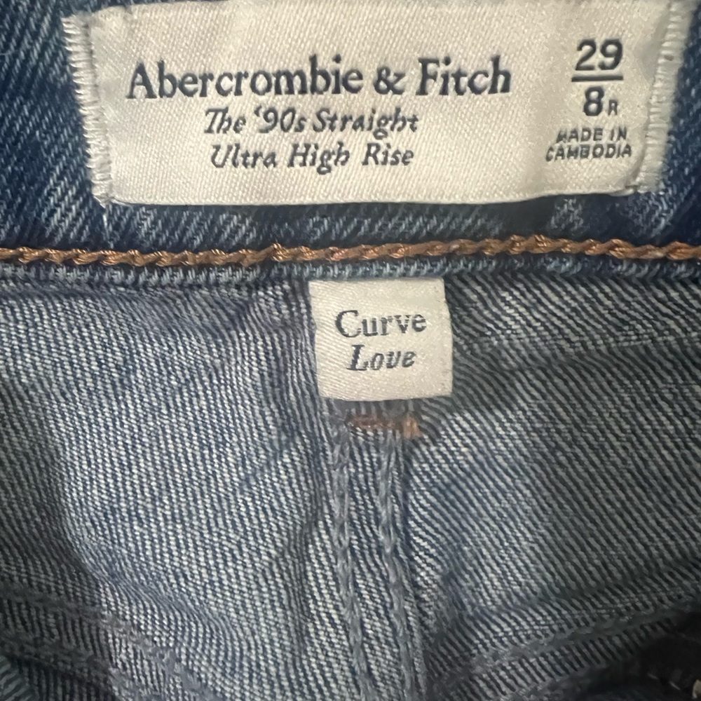 A&F 90s Straight Ultra High Rise curve love Jeans - Picture 3 of 3